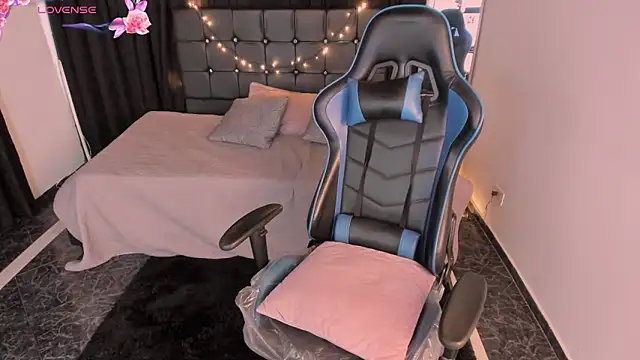 Hanna_MA's cam snapshot