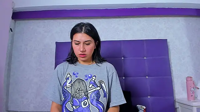 LeaMoreau22's cam snapshot