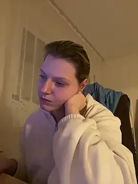 MaryHiggins live sex cam