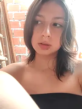 Maiden-Hot live sex cam