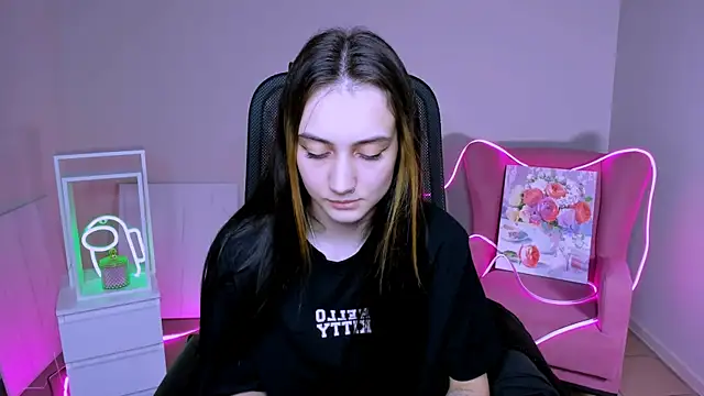 olivianorton's cam snapshot