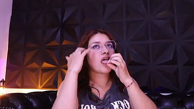 alix_bay's cam snapshot