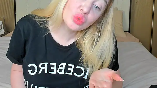 mailymilf's cam snapshot