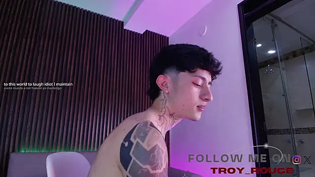 troy_rouge live sex cam