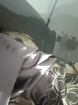 Koziekylie's cam snapshot