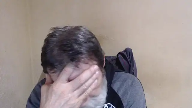 AlexNudo live sex cam