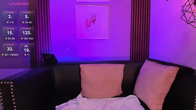 Nahiajhonson_'s cam snapshot