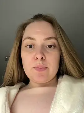 DeniMilkyyyyy's cam snapshot