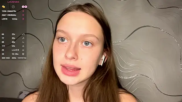 CharlynDini's cam snapshot