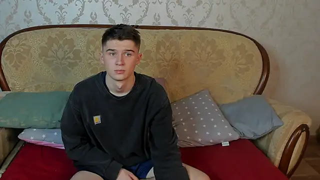 SherlockMax live sex cam