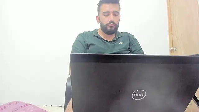 isearchcompany's cam snapshot