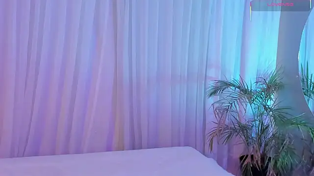 scarlet_miller1's cam snapshot