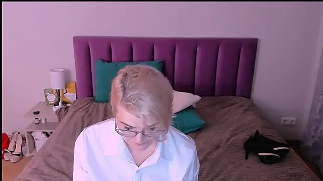 sabrinamacmarren's cam snapshot