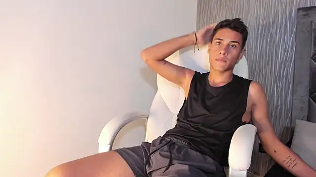 Dominic_Burk's cam snapshot