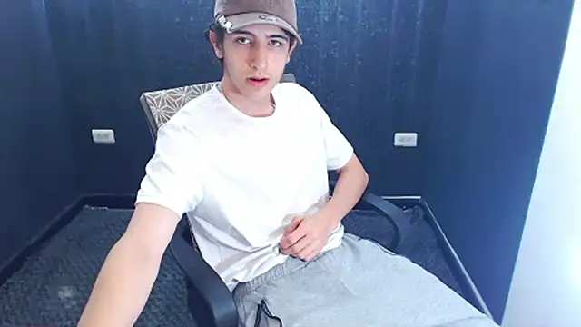 Kerverr_ live sex cam