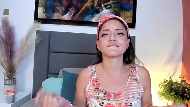 EloiseQuinn's cam snapshot