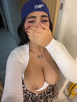 clarachanelricek live sex cam