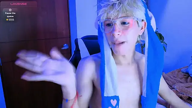taichi_bluy live sex cam