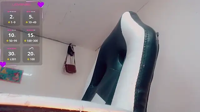 Oriana_braom live sex cam