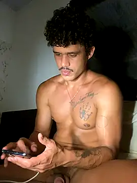 trustes00tribox's cam snapshot