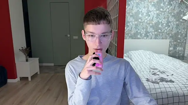 AlexFH's cam snapshot