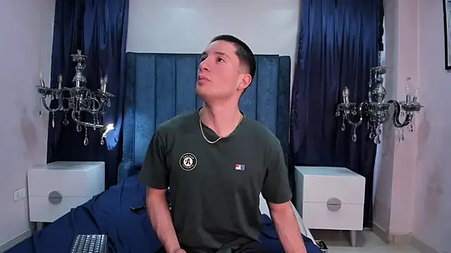 HunterHeat_ live sex cam