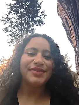 Yaya_watson's cam snapshot