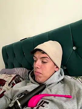 mattebret11's cam snapshot