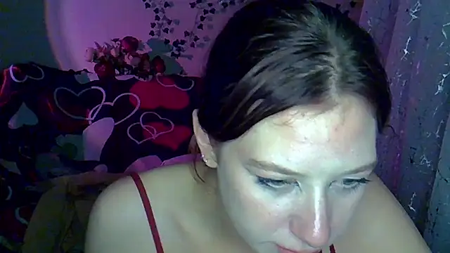 Lily_Ember's cam snapshot