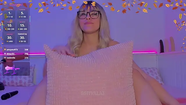 estivalae's cam snapshot