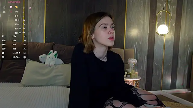 LoraPuffs's cam snapshot