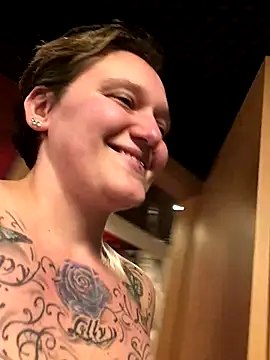 Ich-eben123's cam snapshot