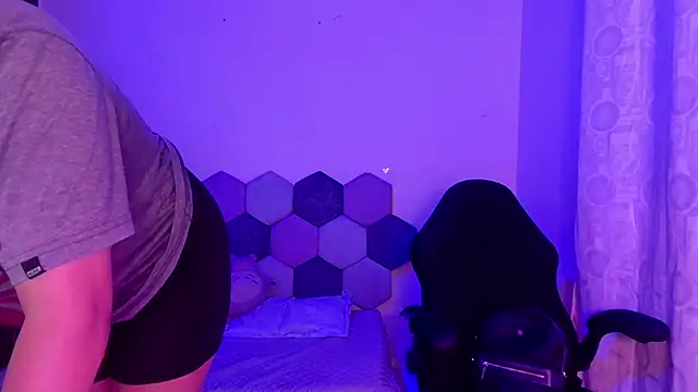 Horny_tgn's cam snapshot