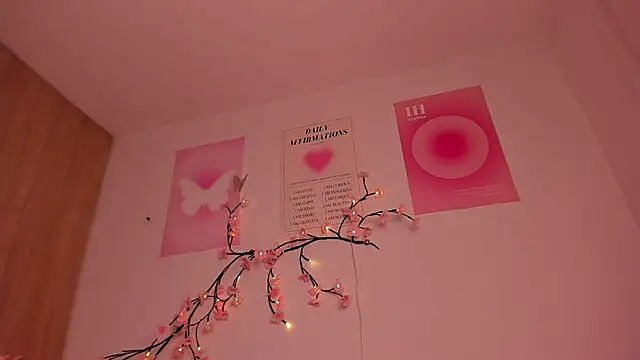 alexa_6908's cam snapshot