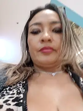 Afroditecash's cam snapshot