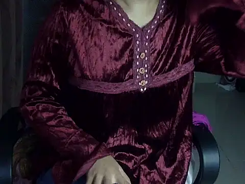 KHWAHIS-'s cam snapshot