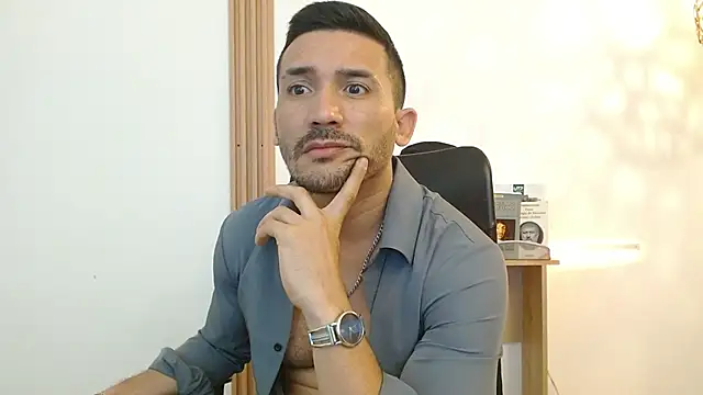 Reiko_85_'s cam snapshot