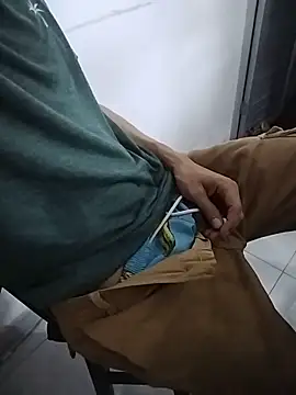 PrivCamZone's cam snapshot