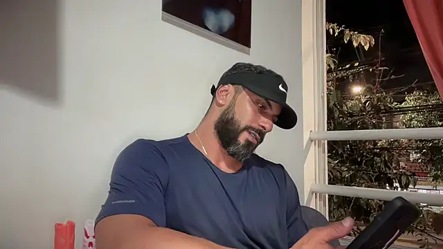 romeolovedark live sex cam