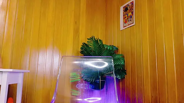 Zafiro_Gem_'s cam snapshot