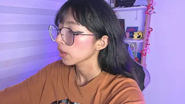 Yommi_Winx's cam snapshot