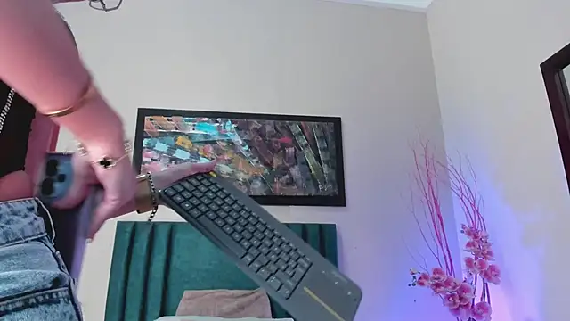 LunaAspen_'s cam snapshot