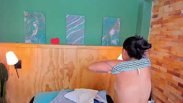 aliceandsia live sex cam