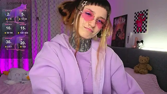 LilithPoison's cam snapshot