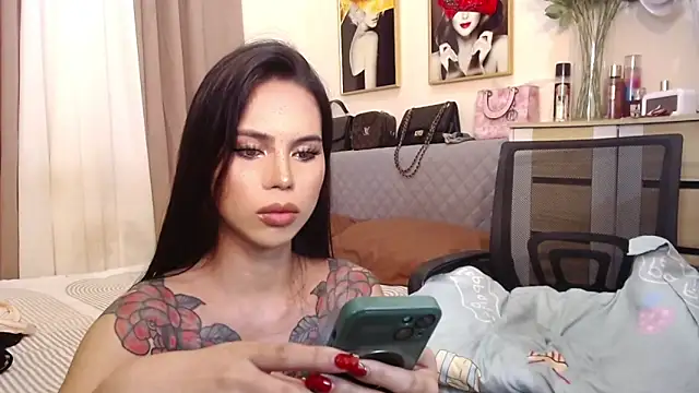 Thelordofcumsmegan live sex cam