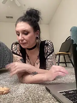 Holyplastic's web cam