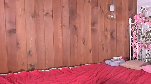 BritneySabeiha's cam snapshot