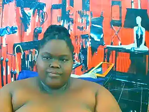 EbonyHotBuns live sex cam