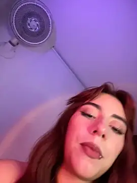 veronicaapink's cam snapshot