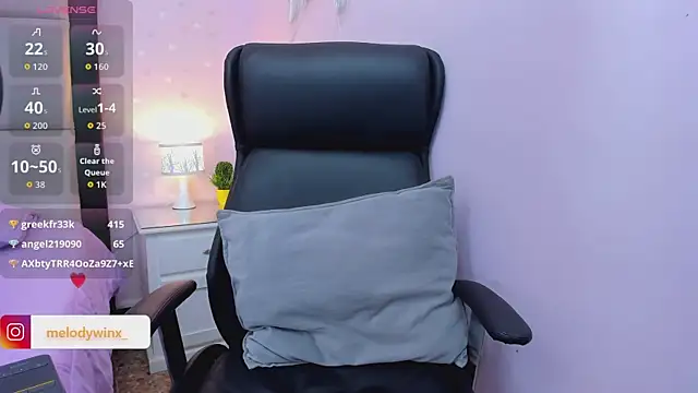 MelodyWinx live sex cam